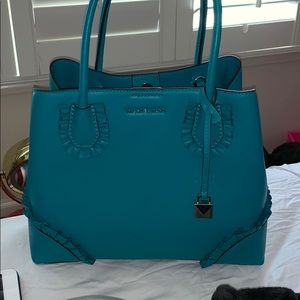 Used Michael kors purse 👜